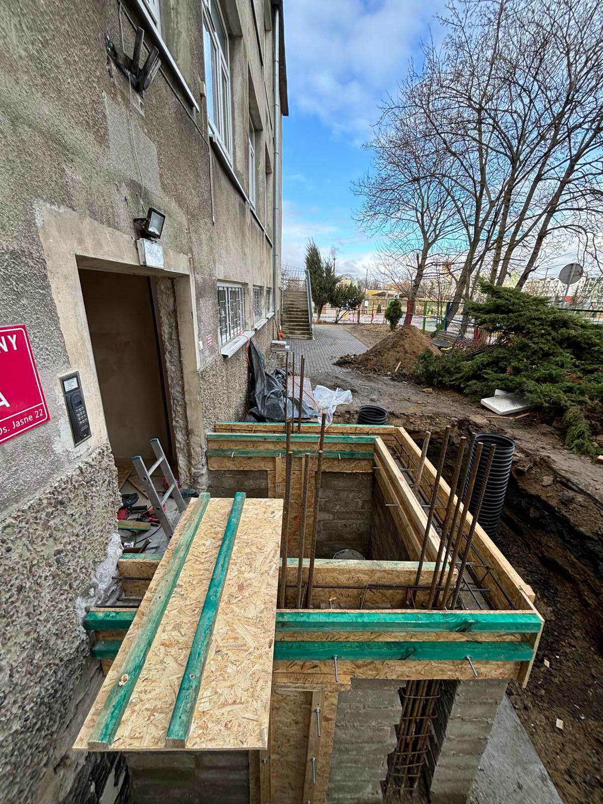 Kompleksowa modernizacja i rozbudowa obiektu użyteczności publicznej - w toku - Image 3